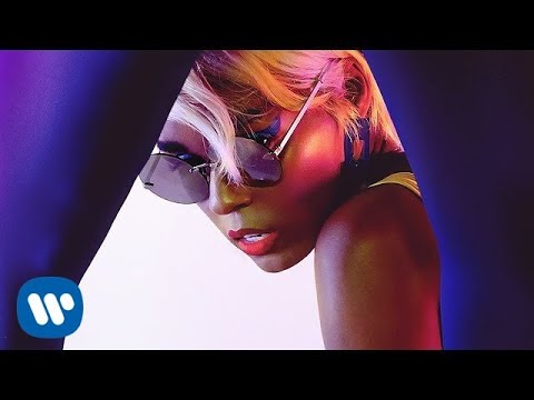 Janelle Monáe – Make Me Feel [Official Music Video]